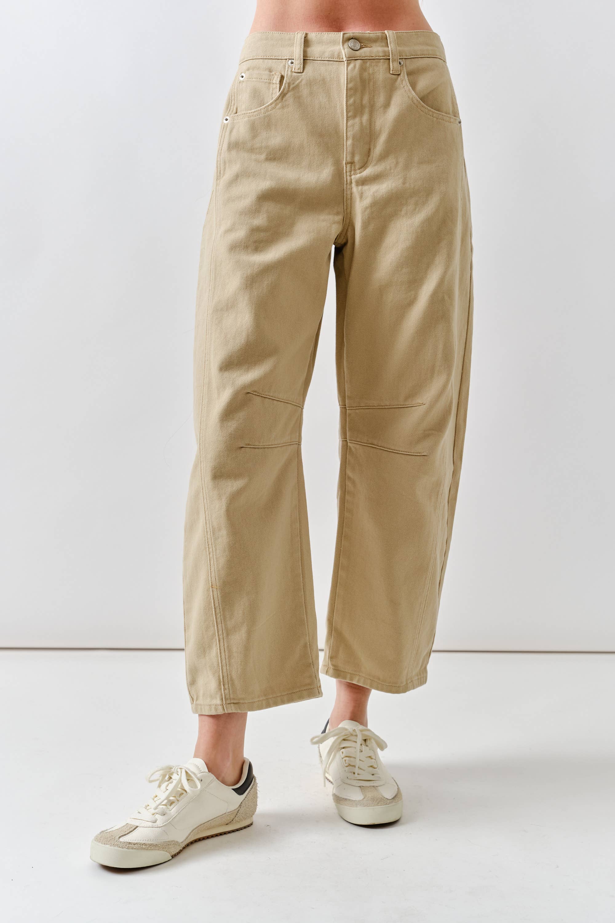 SLOUCHY BARREL JEANS