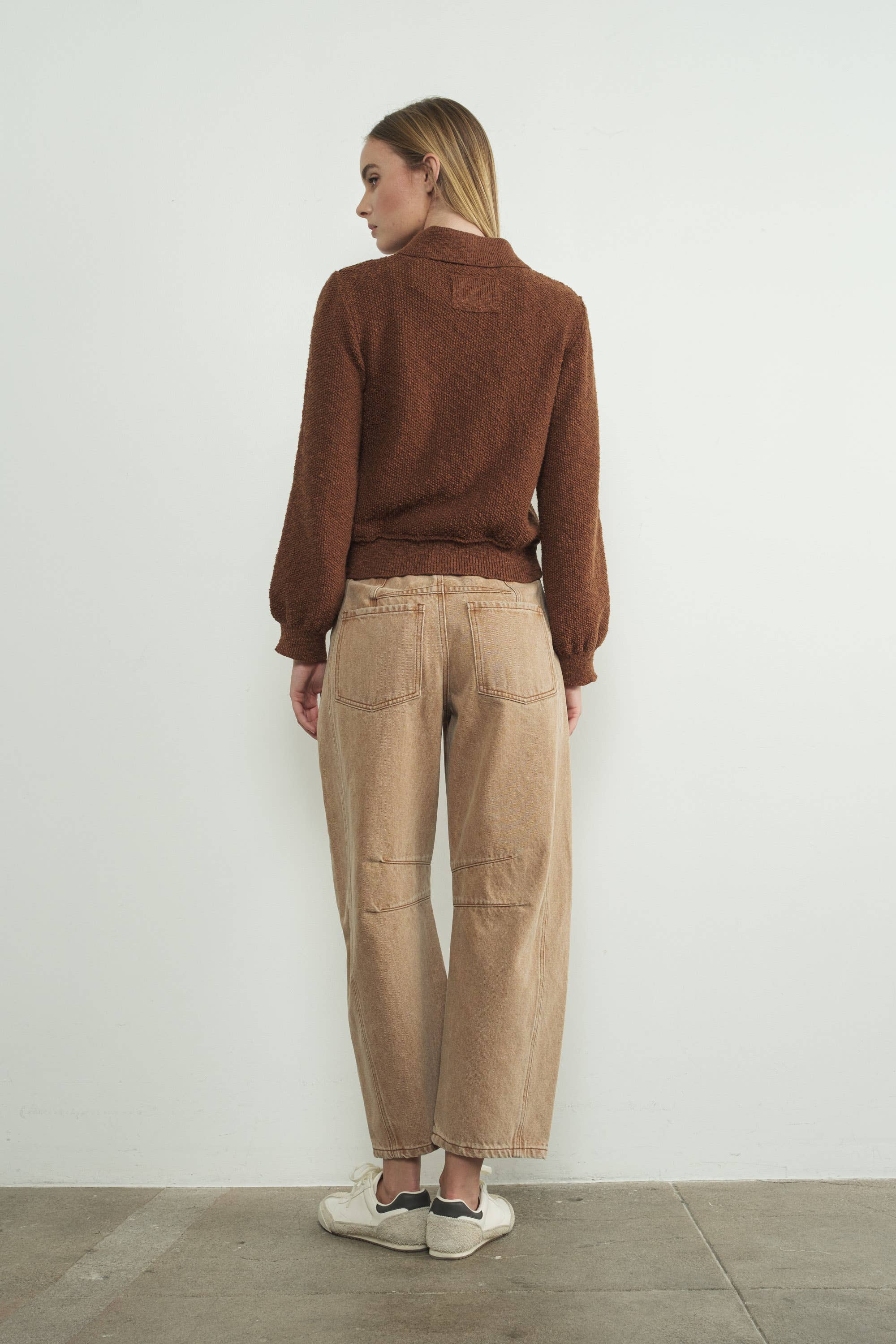 SLOUCHY BARREL JEANS