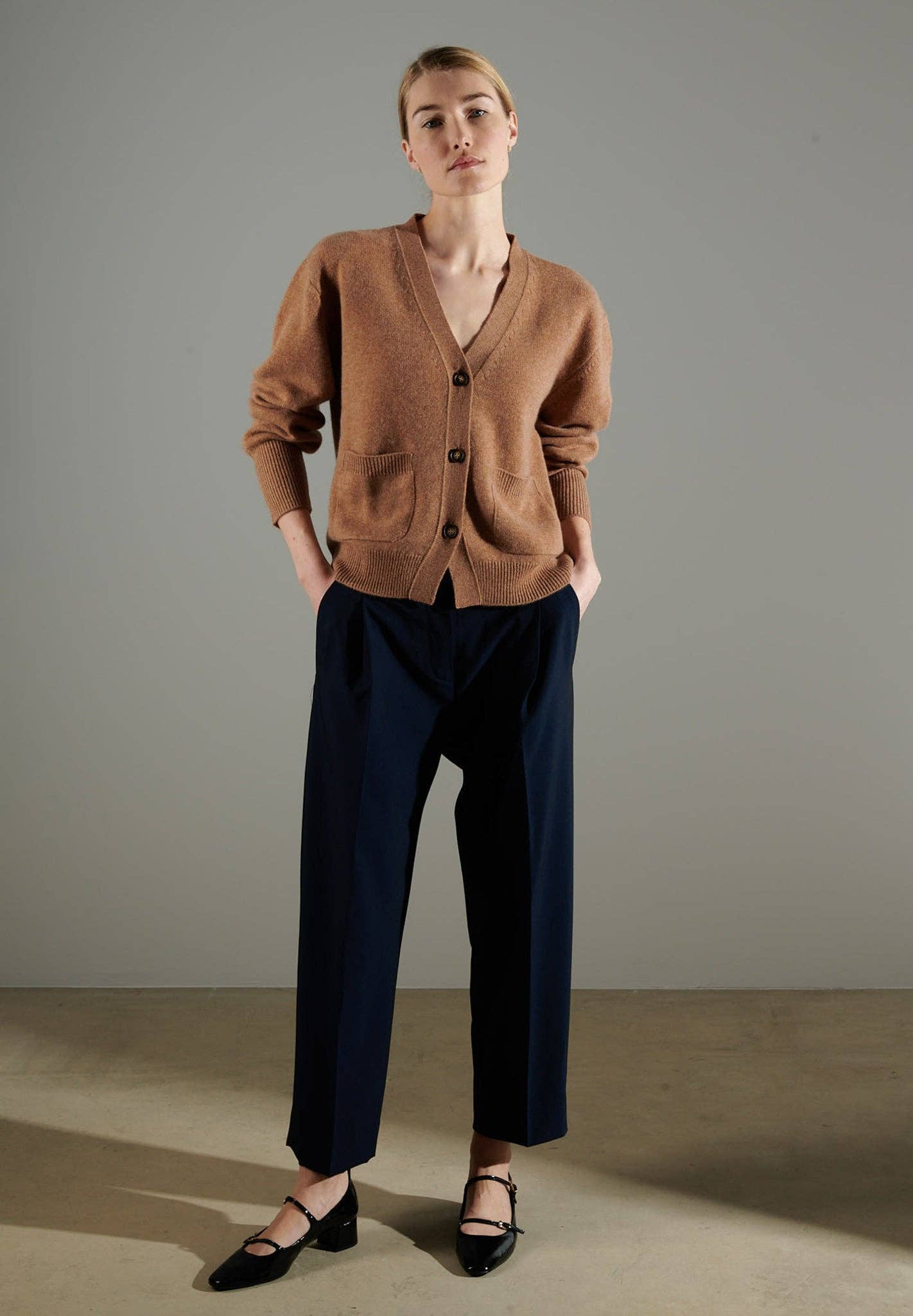 4-ply Cashmere Cardigan
