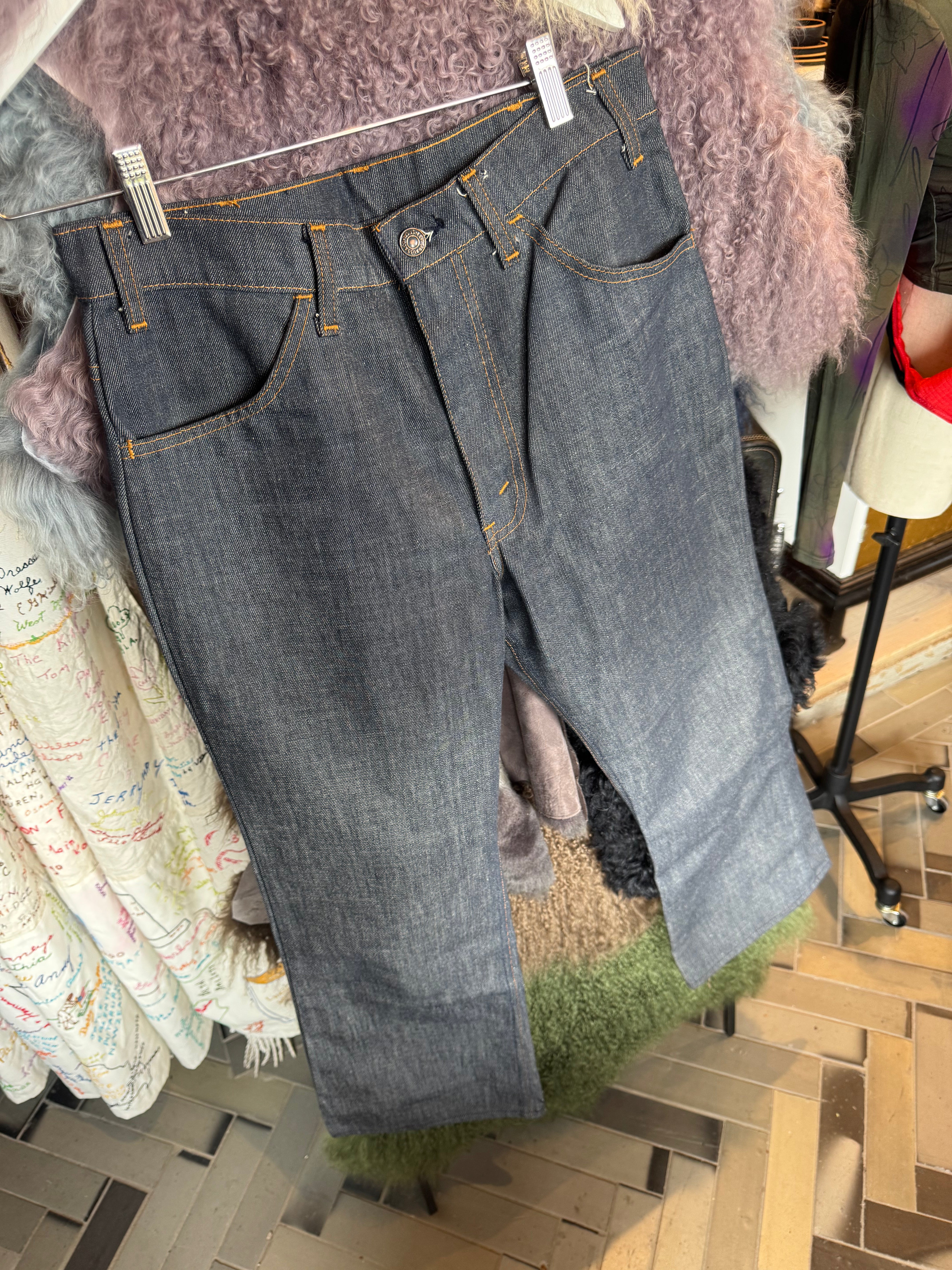 esc. Raw Denim Vintage Levi's size 27