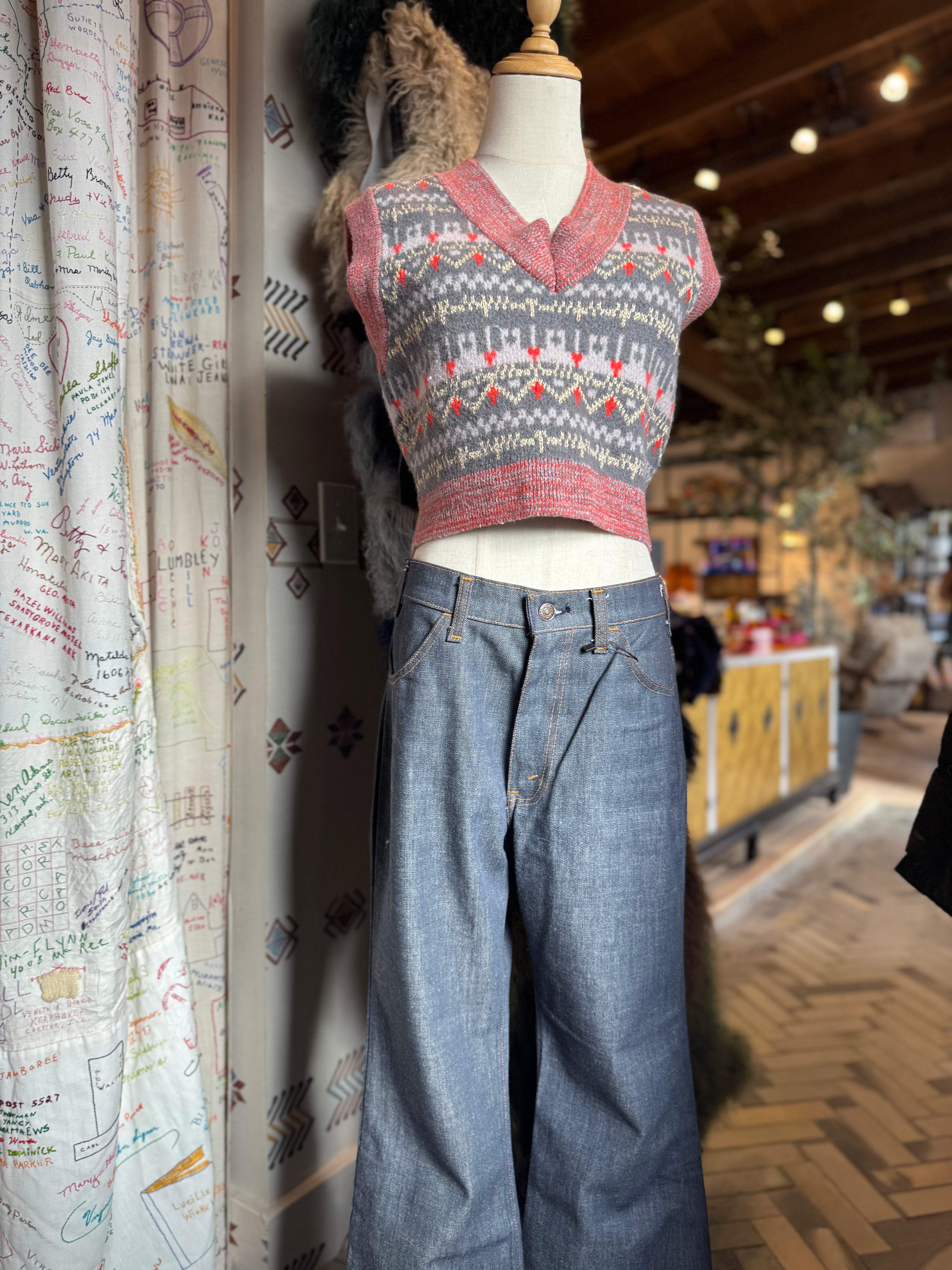 Cropped Sweater Vest