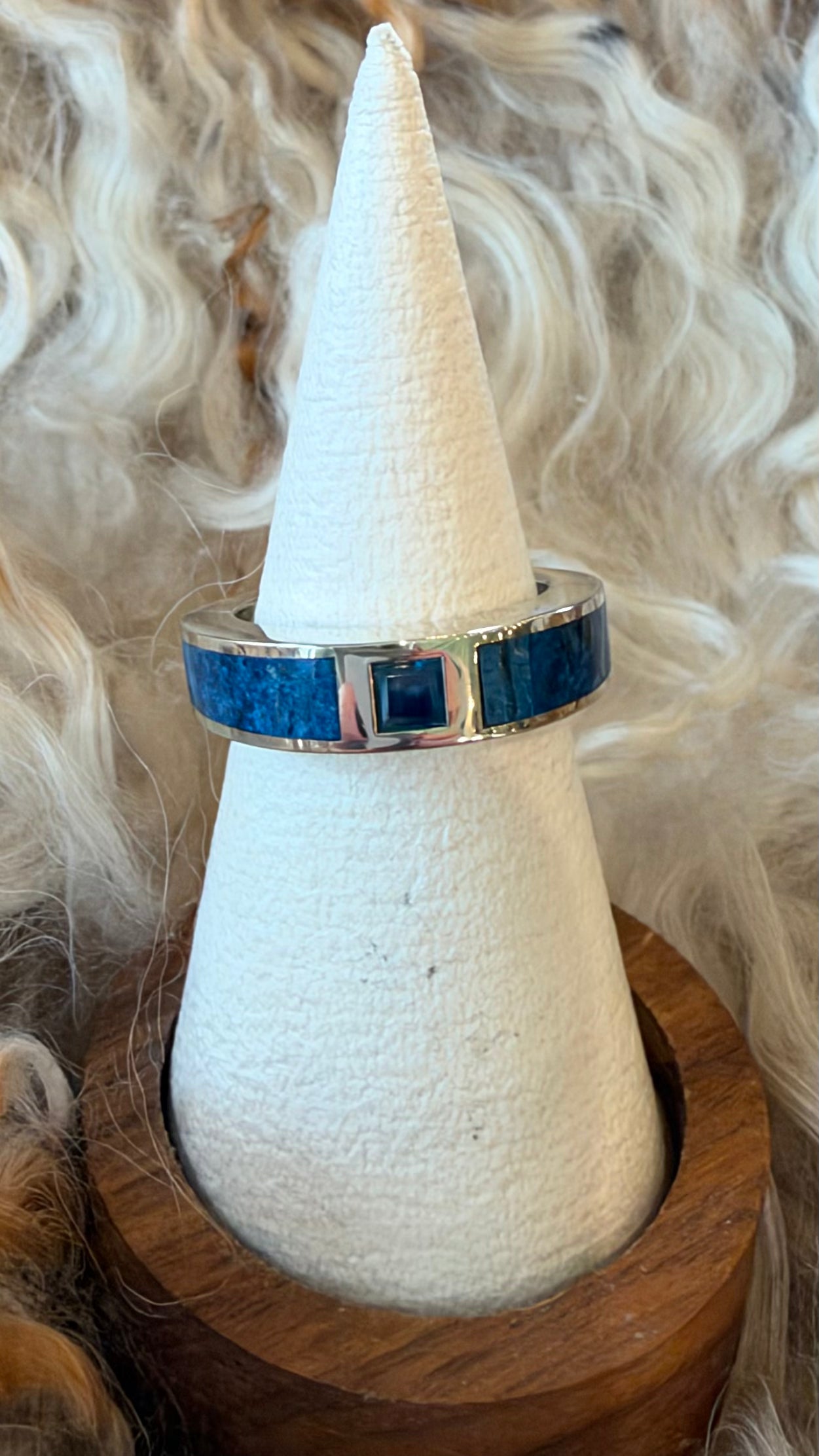 AZURITE INLAY BAND IN WHITE GOLD by Young In The Mountains