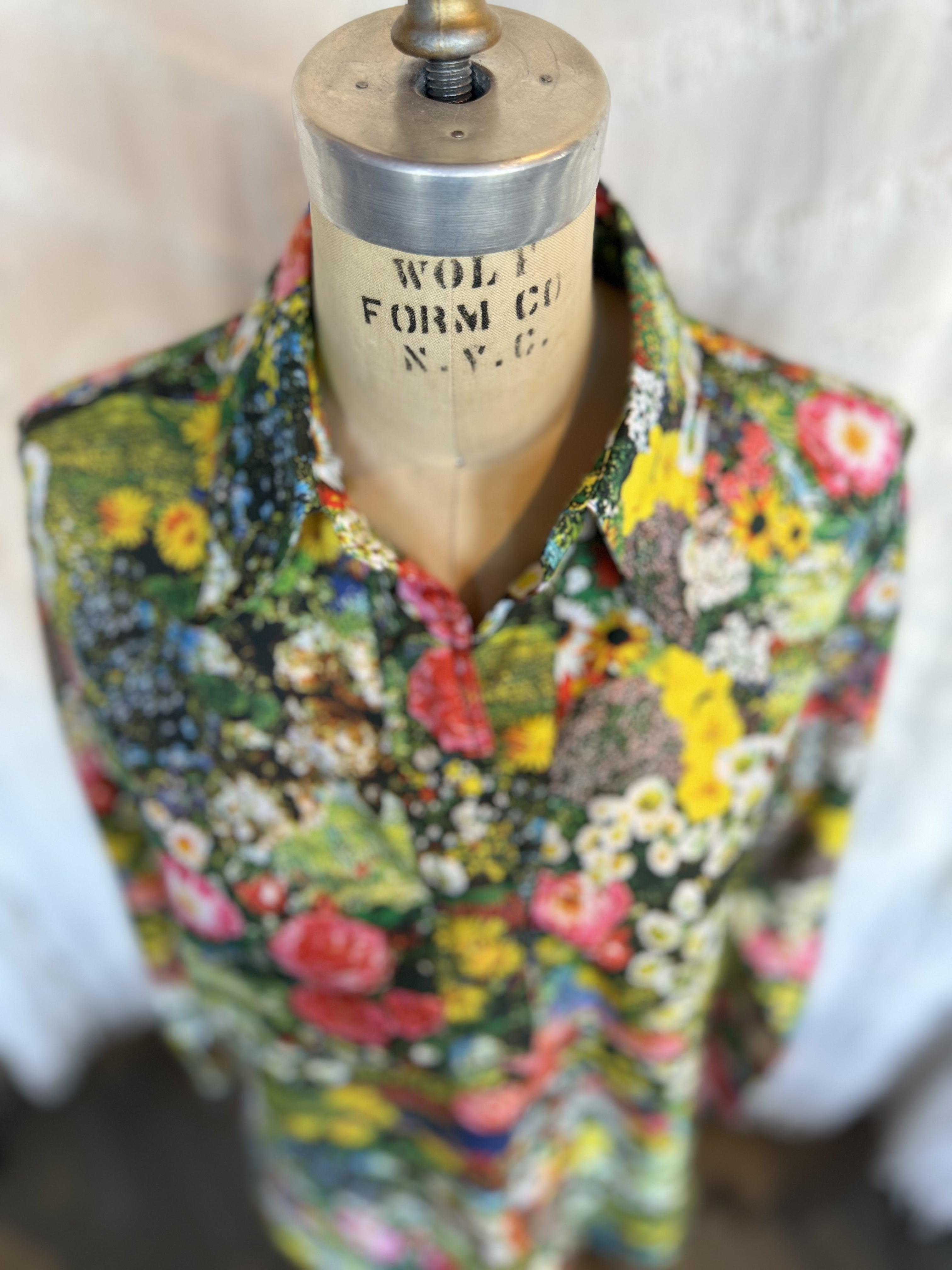 ESC King James of Cali Floral Shirt