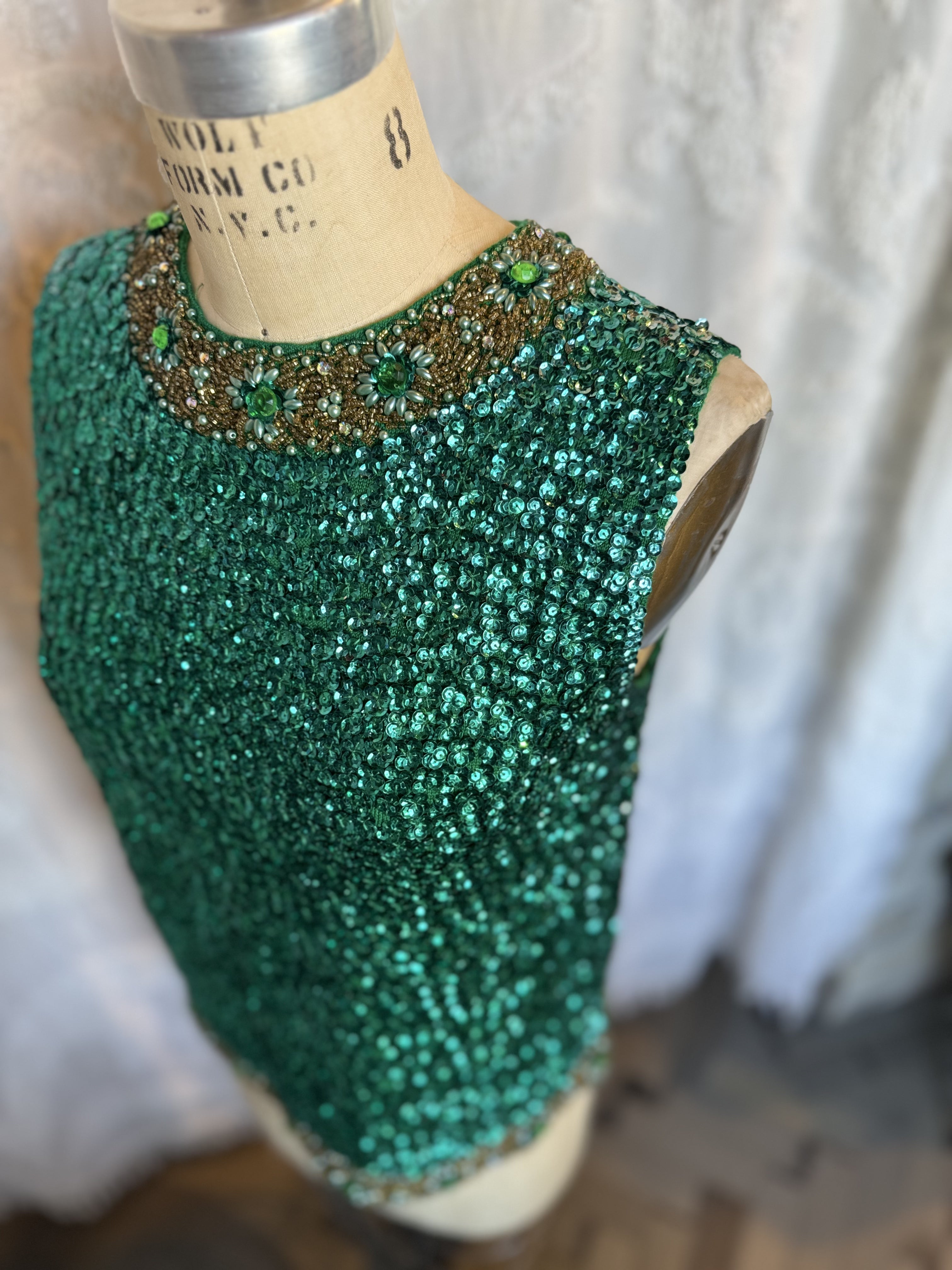 ESC Valentina Emerald Sequence Shell