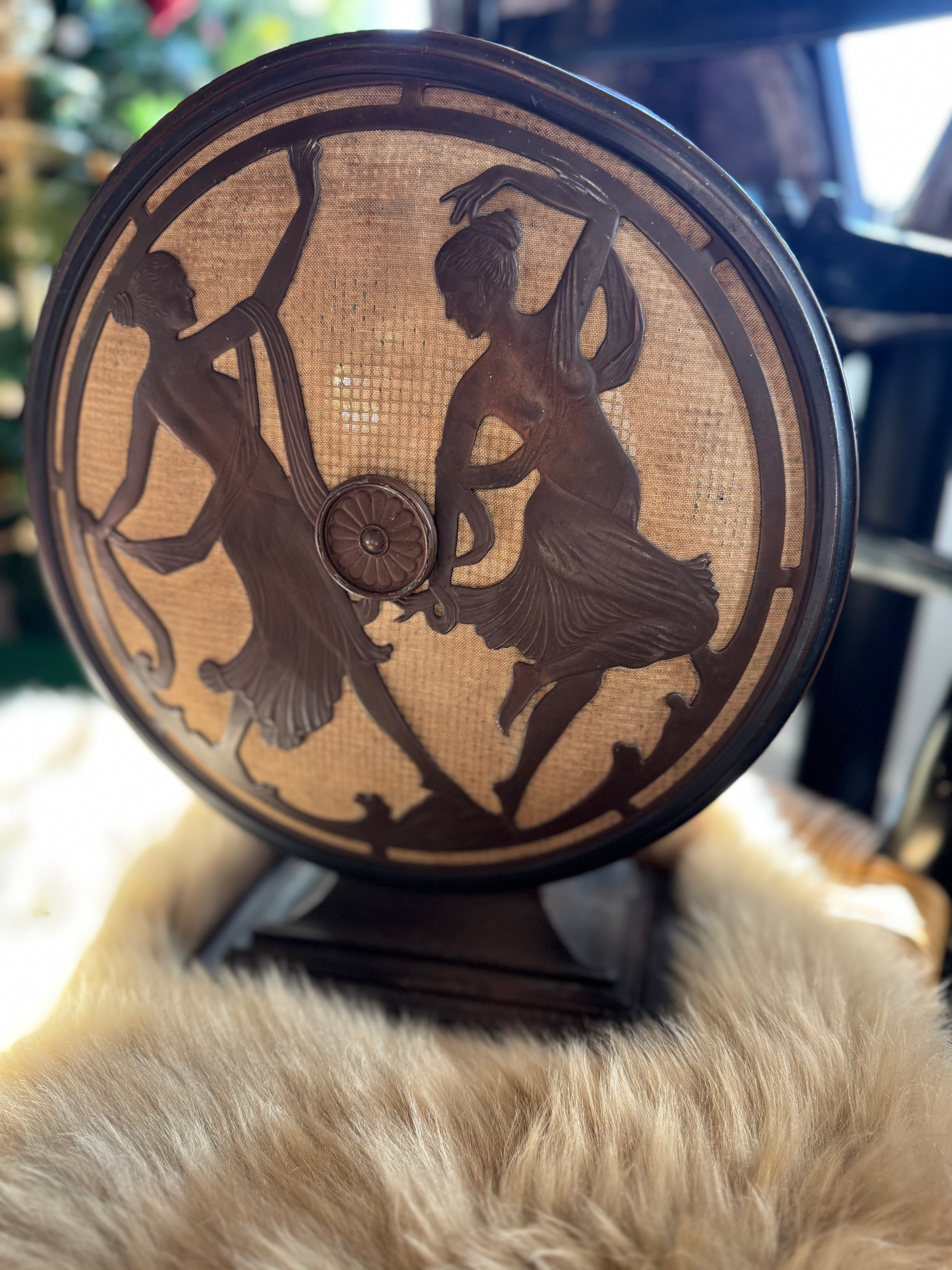 Stewart Warner "Dancing Ladies" External Radio Speaker