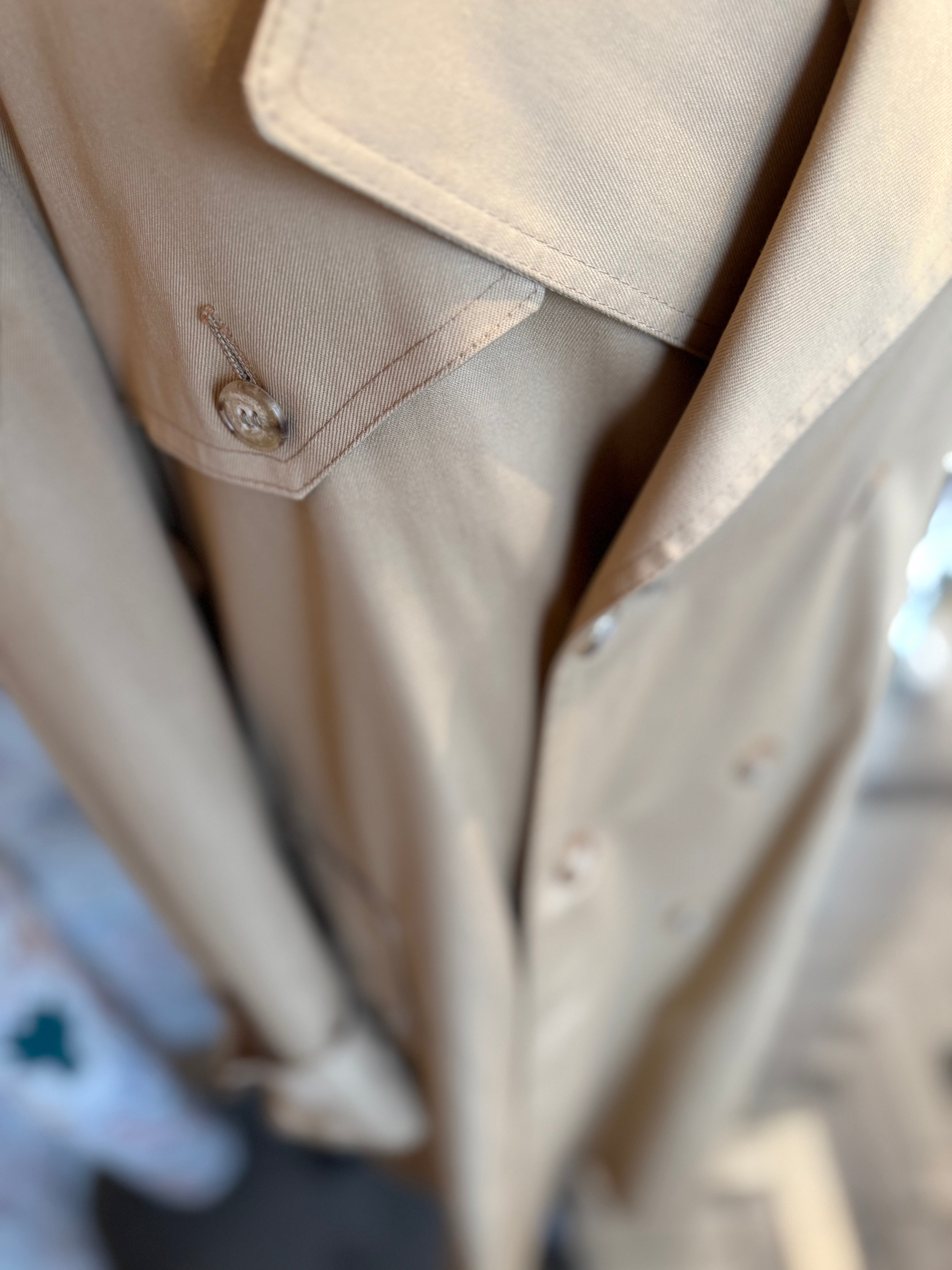 esc. Christian Dior Trench