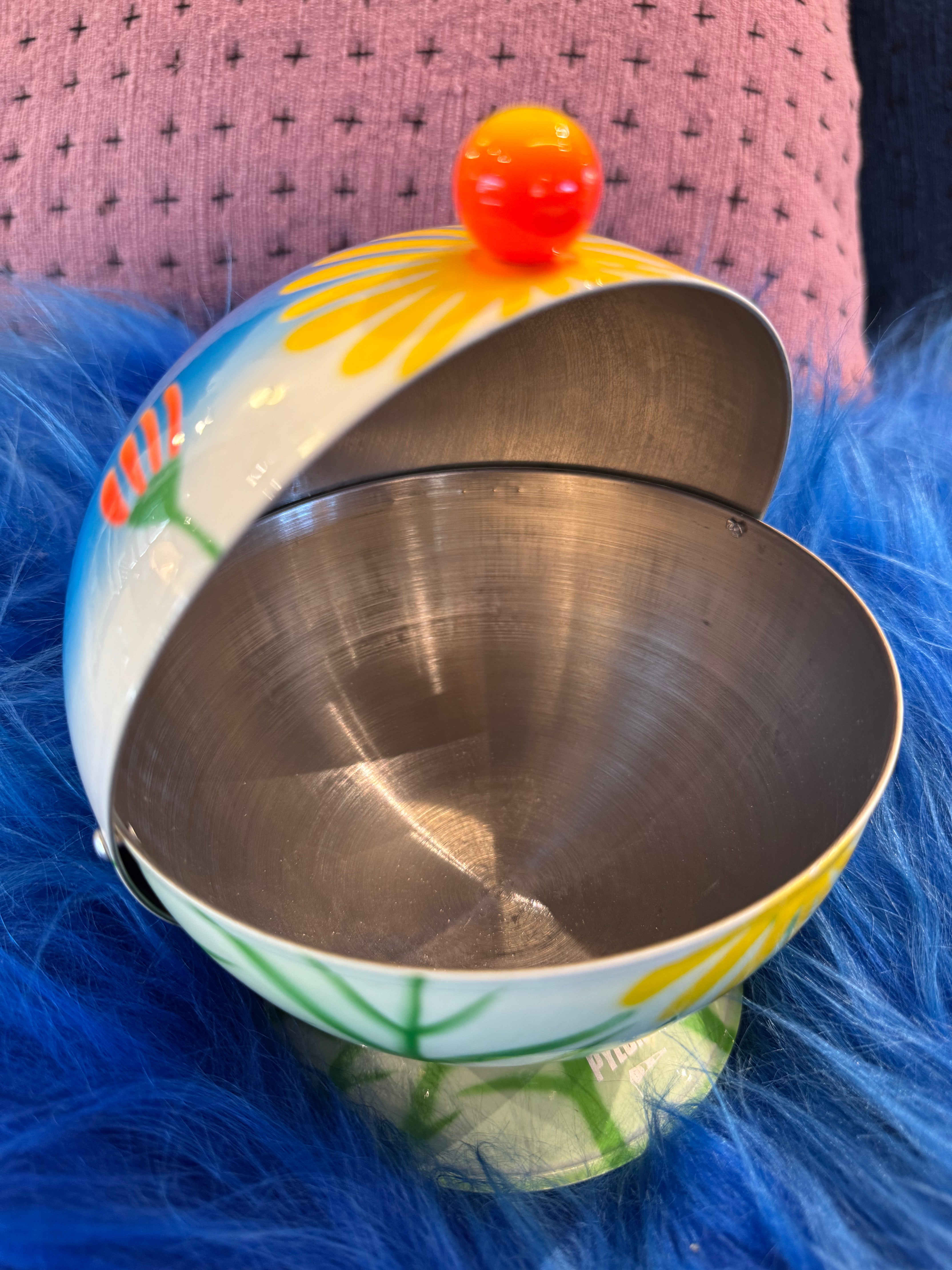 Vintage Pylone Spring Sugar Pot