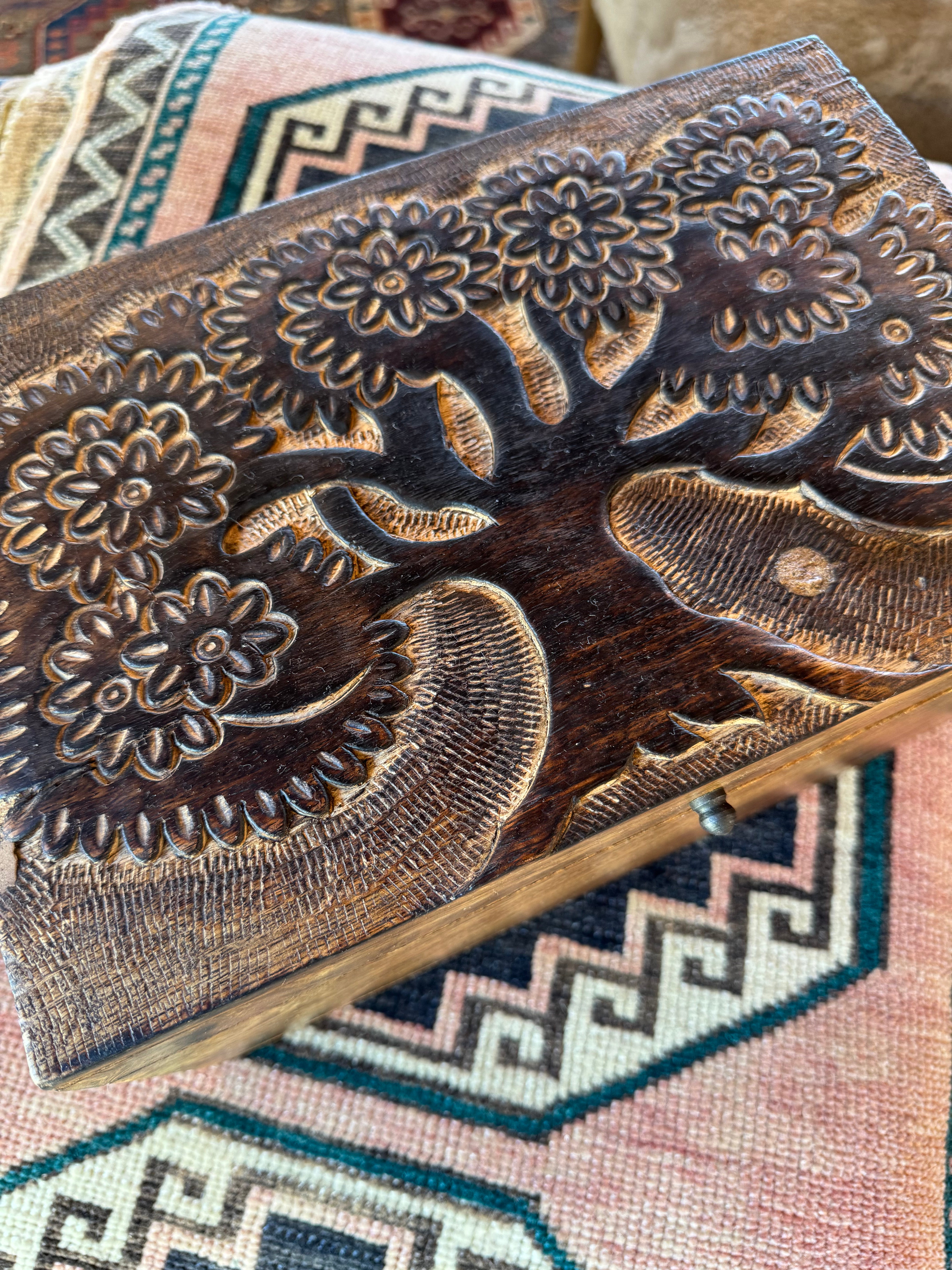 esc. Tree of Life Keepsake Box