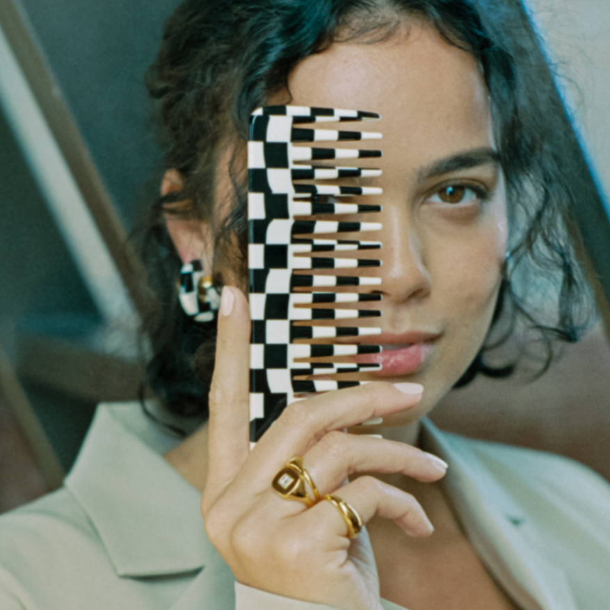 KARST Essential Comb in 1978 Chekcer