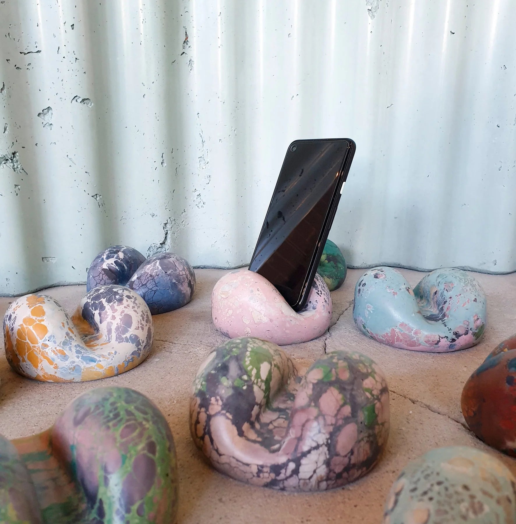 Concrete Cat Bloop Stand