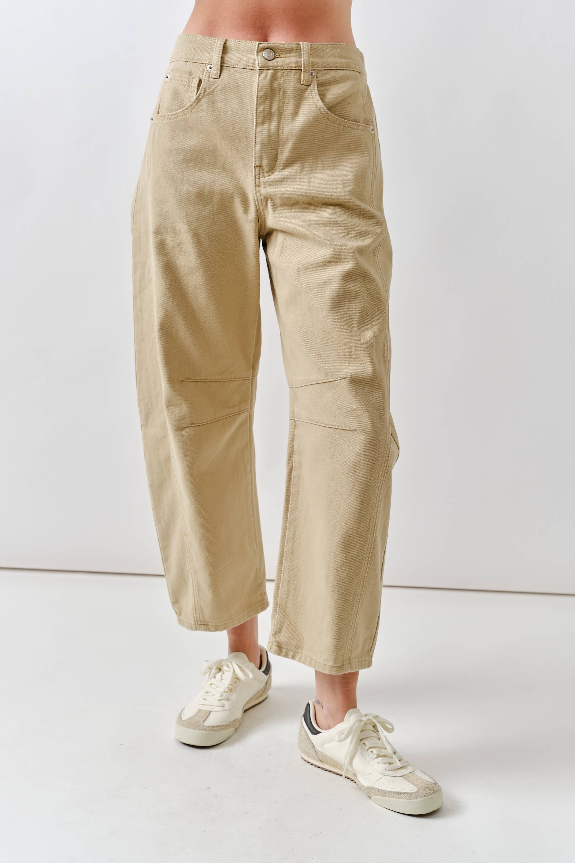 SLOUCHY BARREL JEANS