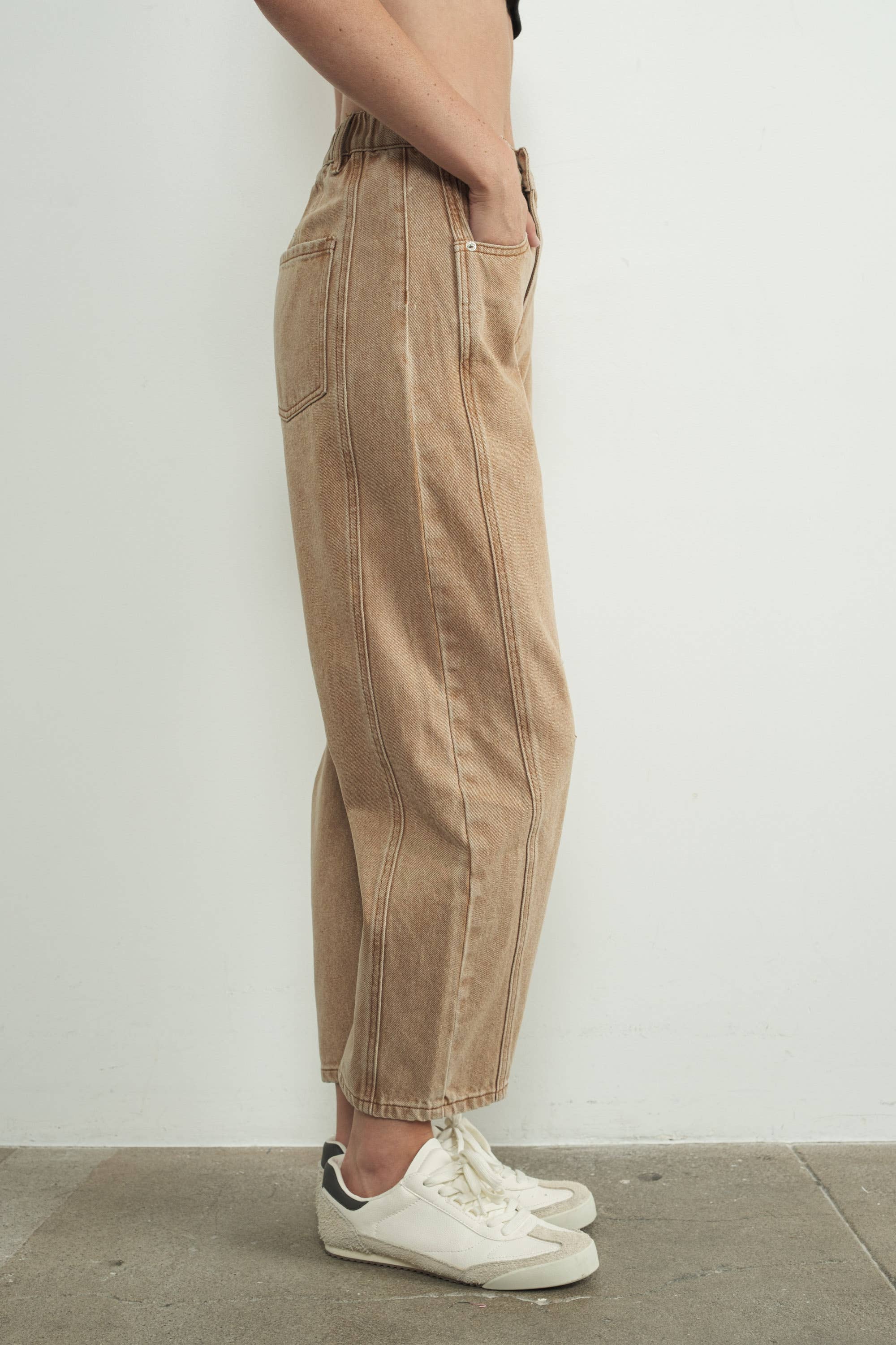 SLOUCHY BARREL JEANS