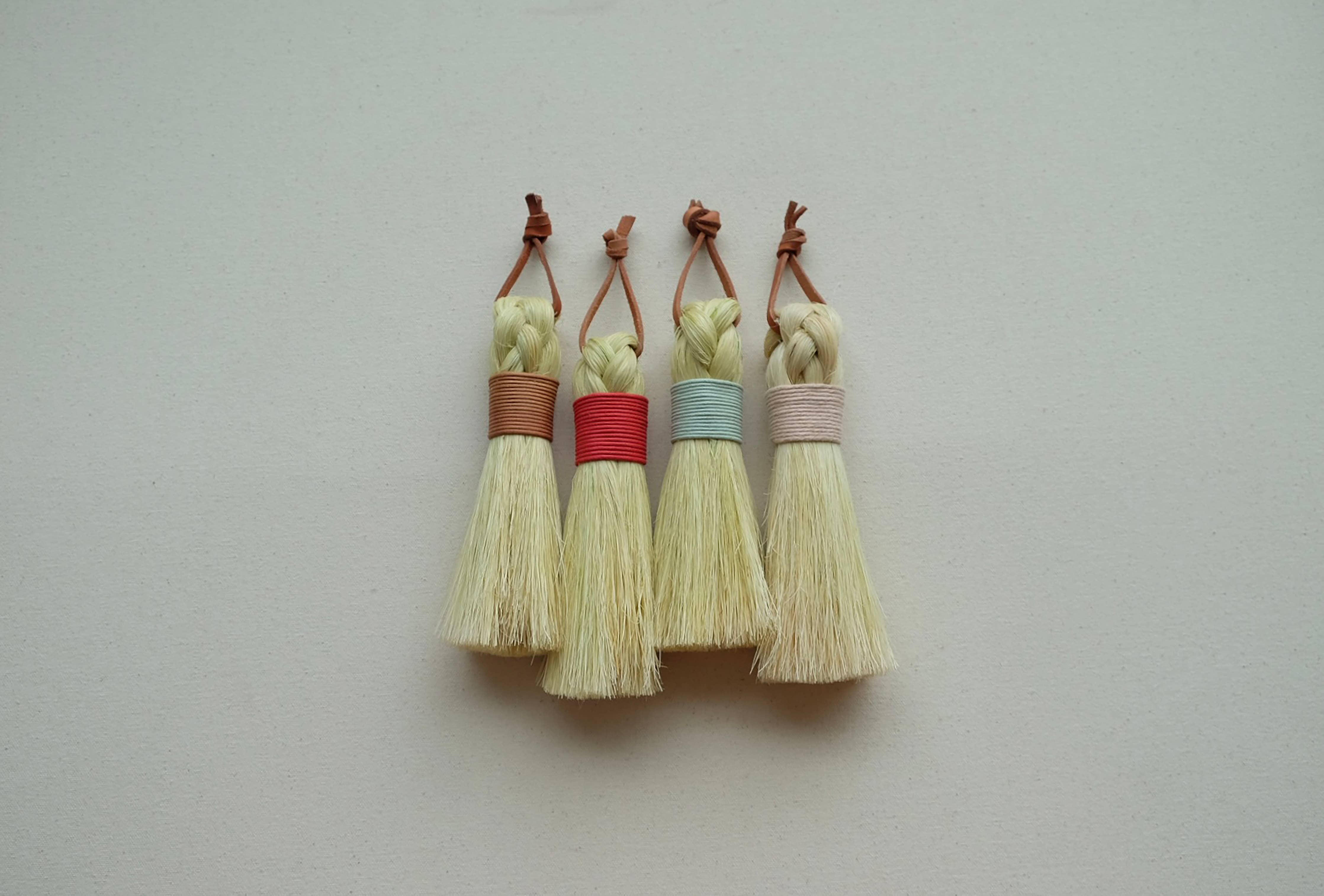Handmade Round Whisk Table Broom