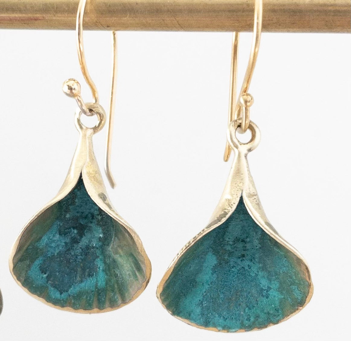 JW Curling Petal Patina Earring