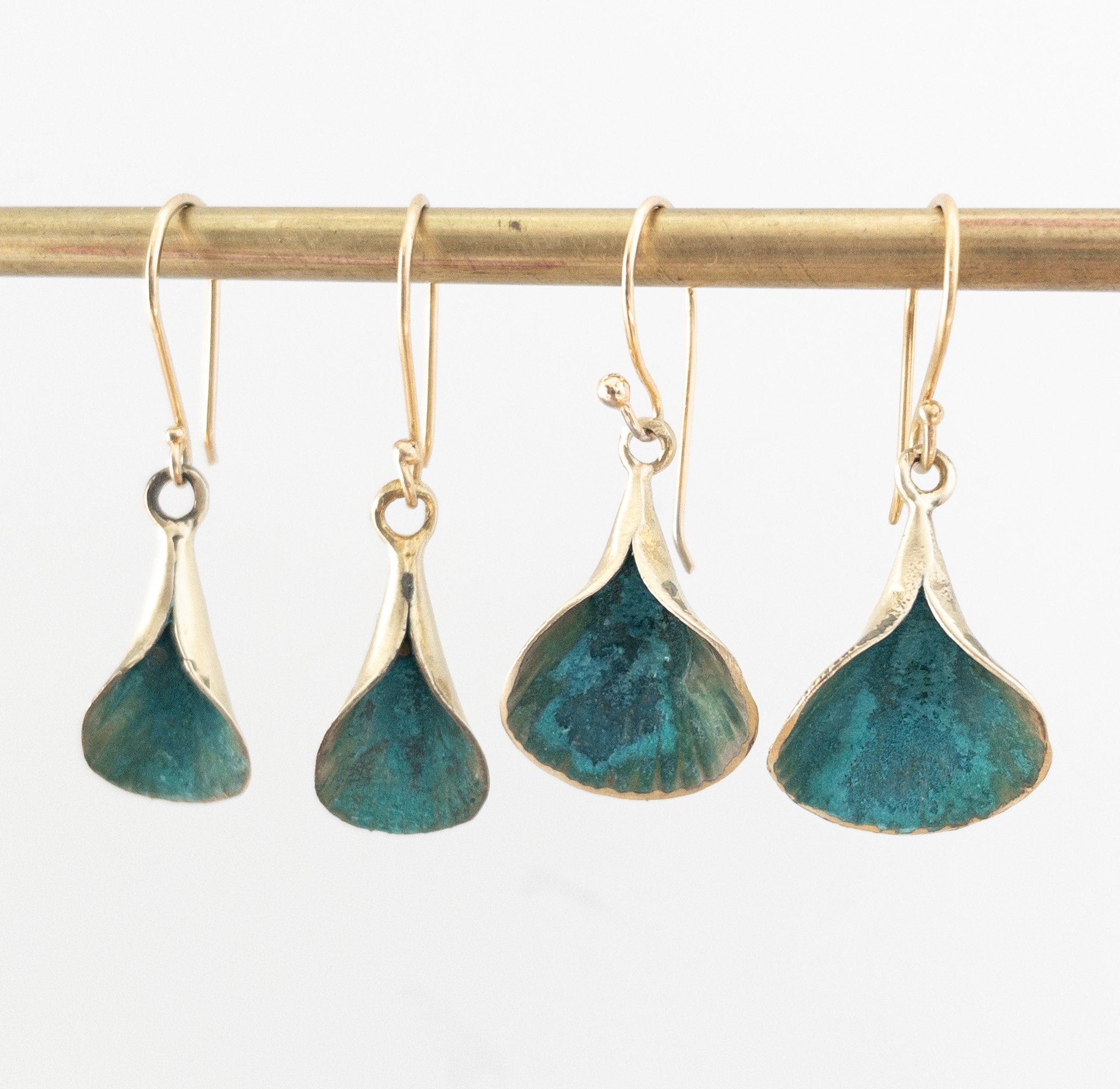 JW Curling Petal Patina Earring