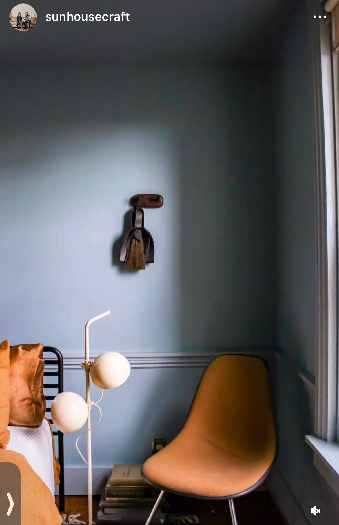 Nesting Broom & Leather Dustpan Set