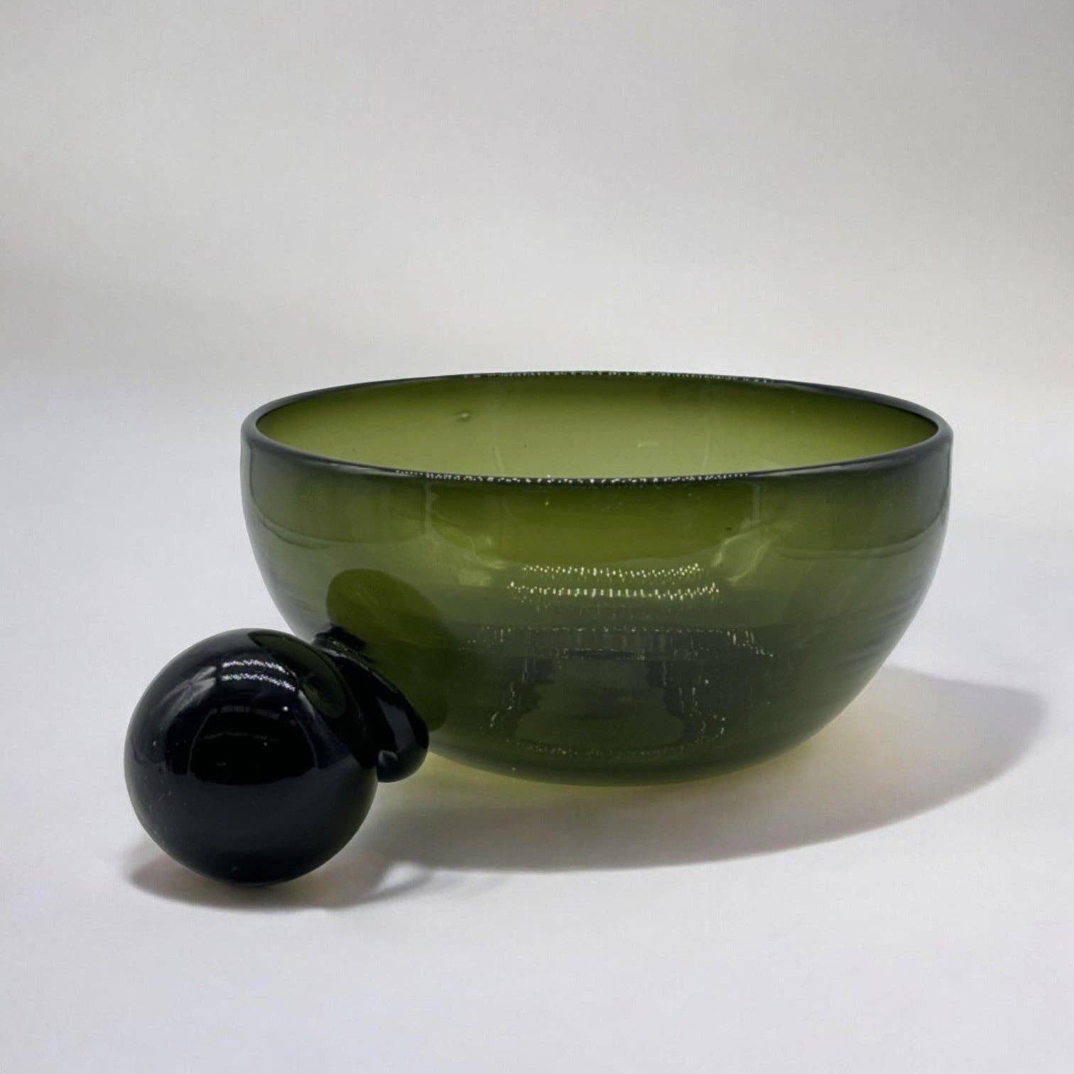 Tezon Green Bowl by Diego Olivero Studio