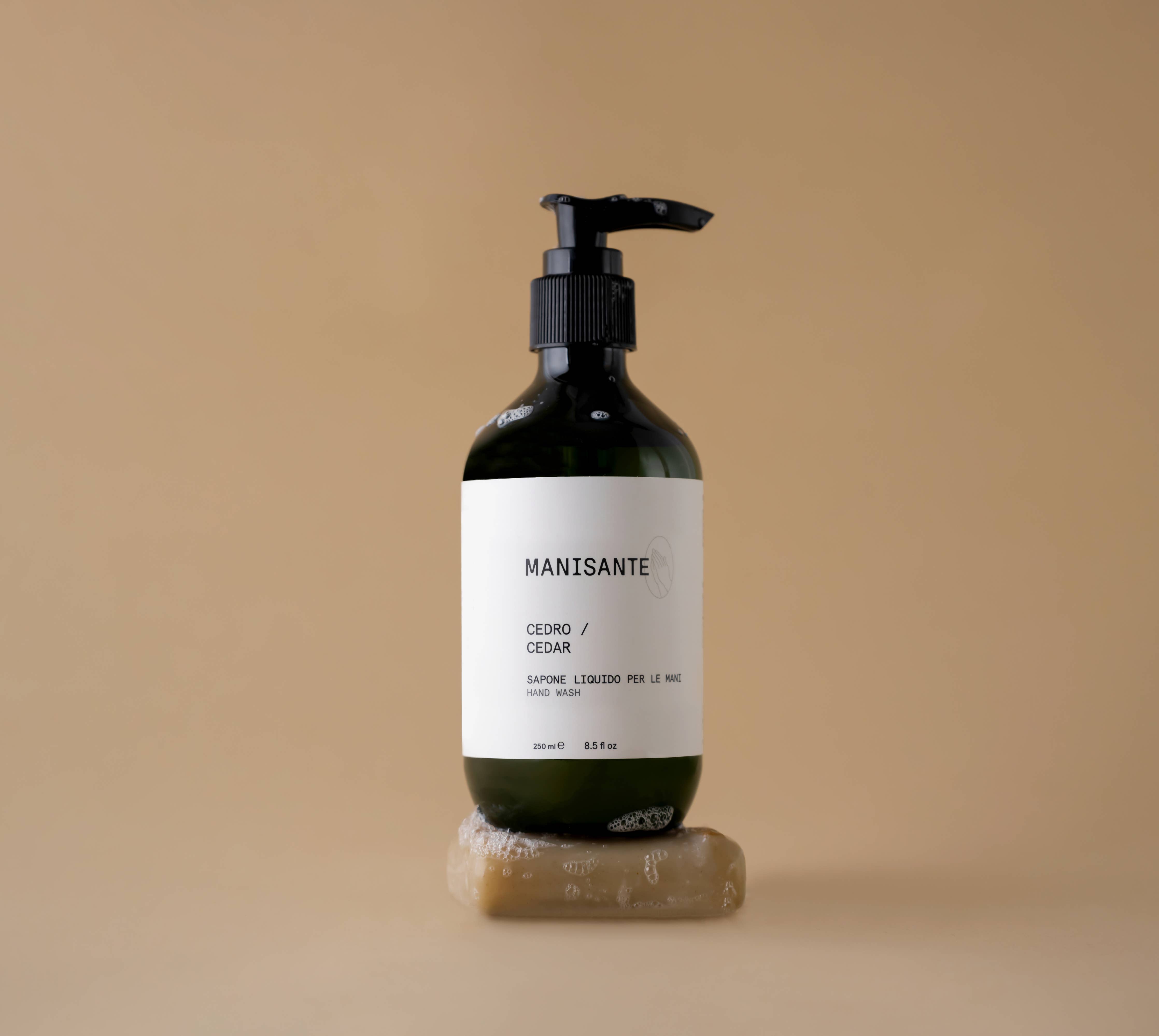 MANISANTE Cedro Liquid Hand Soap
