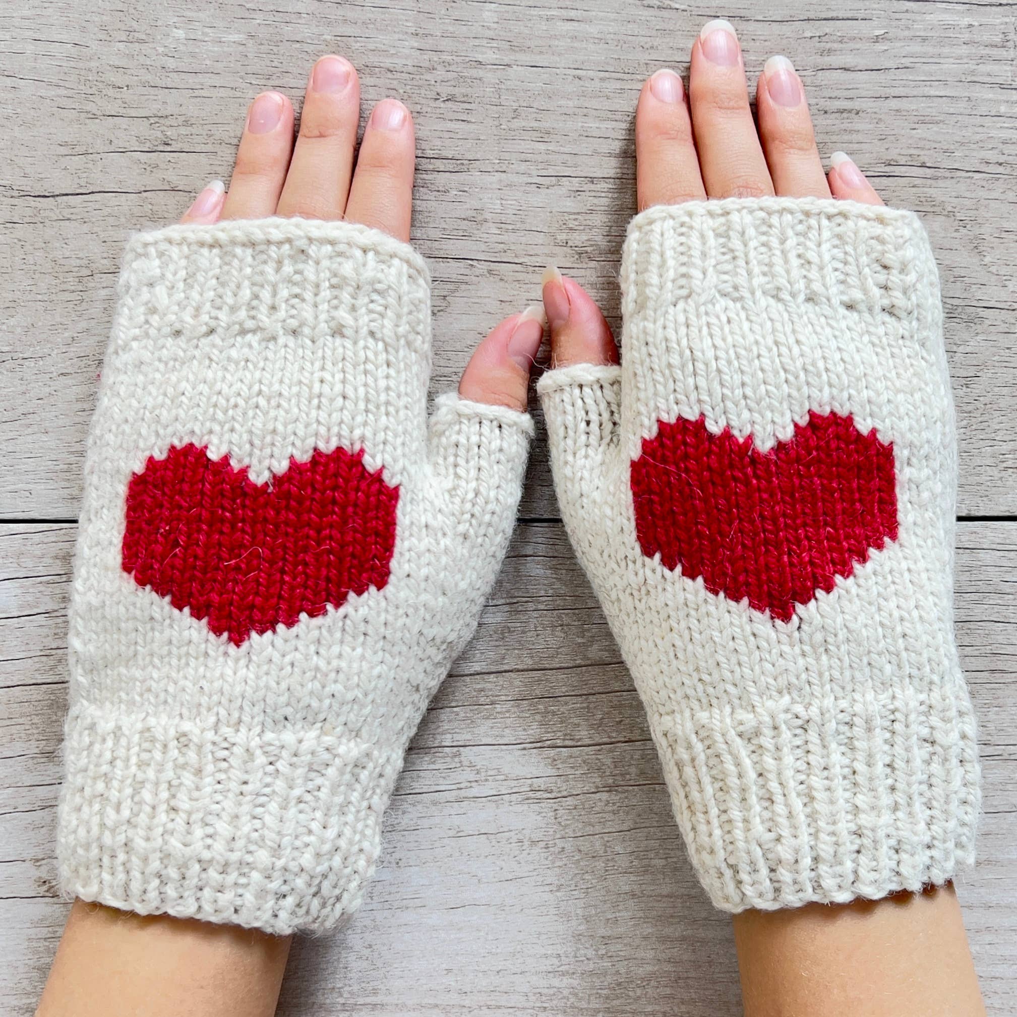 Alpaca Fingerless Gloves Cream+Red Heart