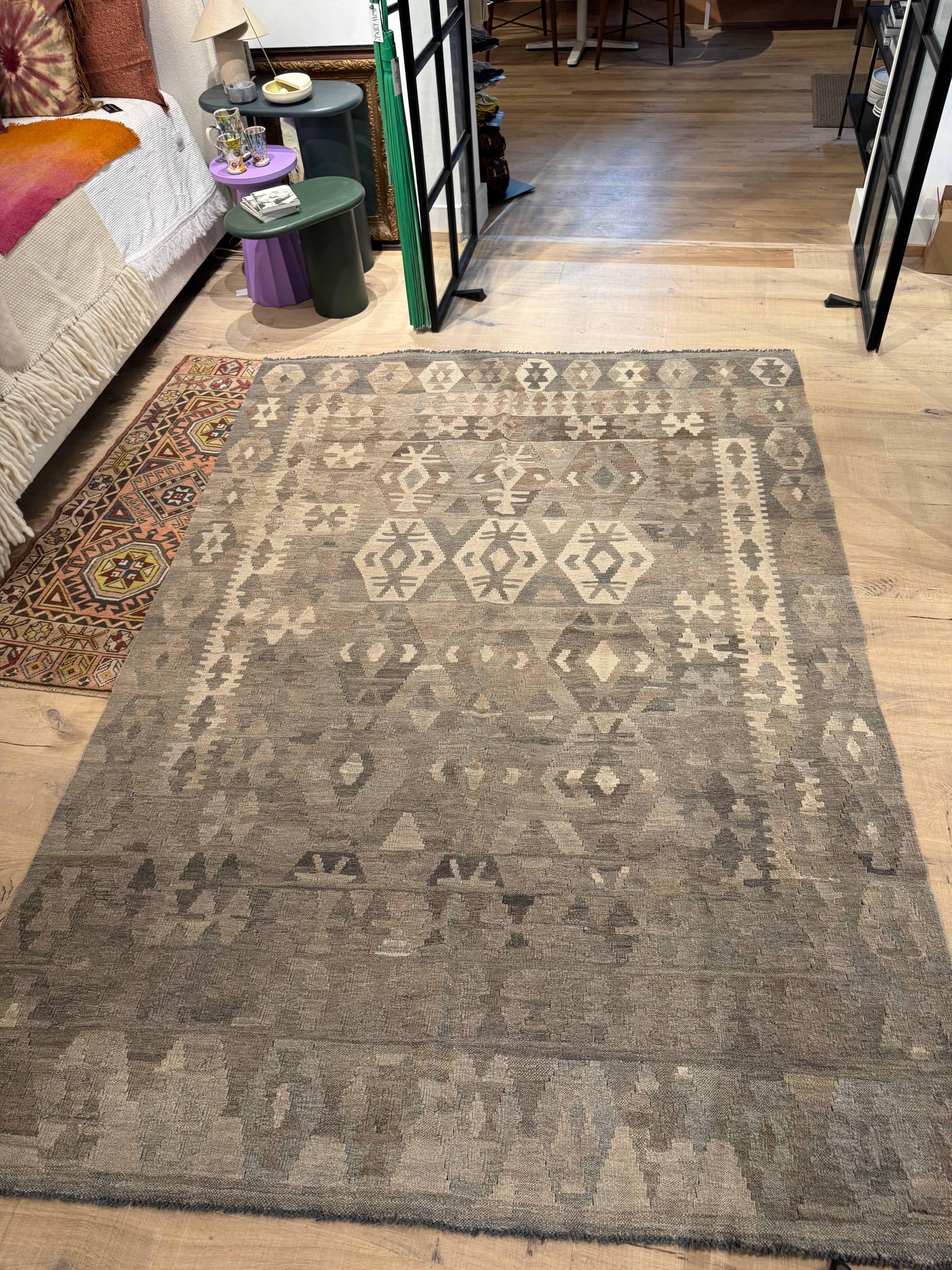 Gradient Grey & Brown Wool Kilim Rug 8'x5.7'