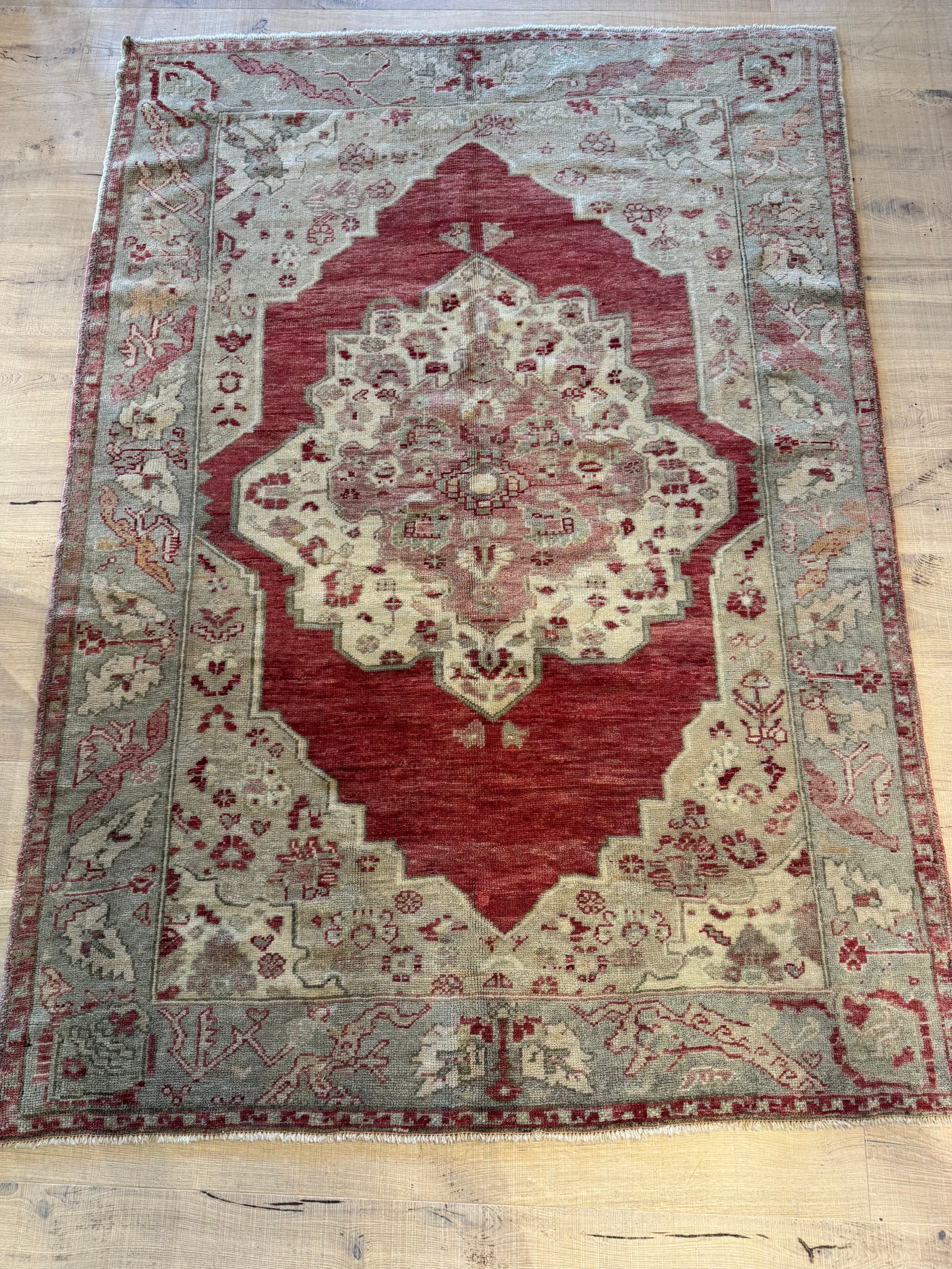Vintage Turkish Rug 4'6" x 6'4"