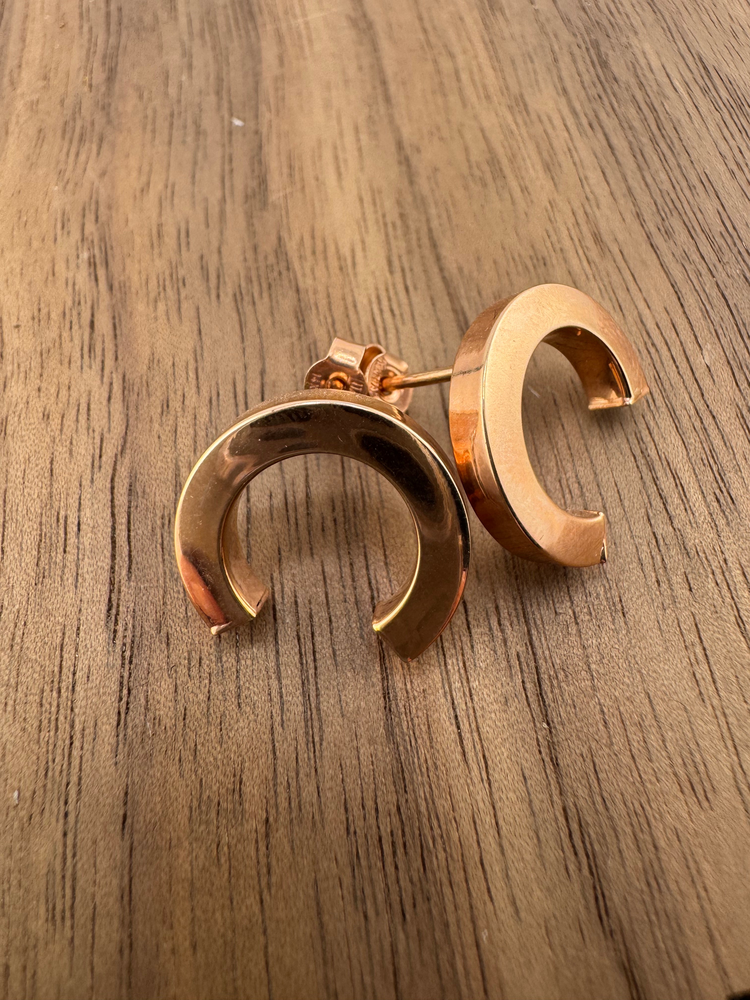 Rose Gold 14k Horseshoe Earrings