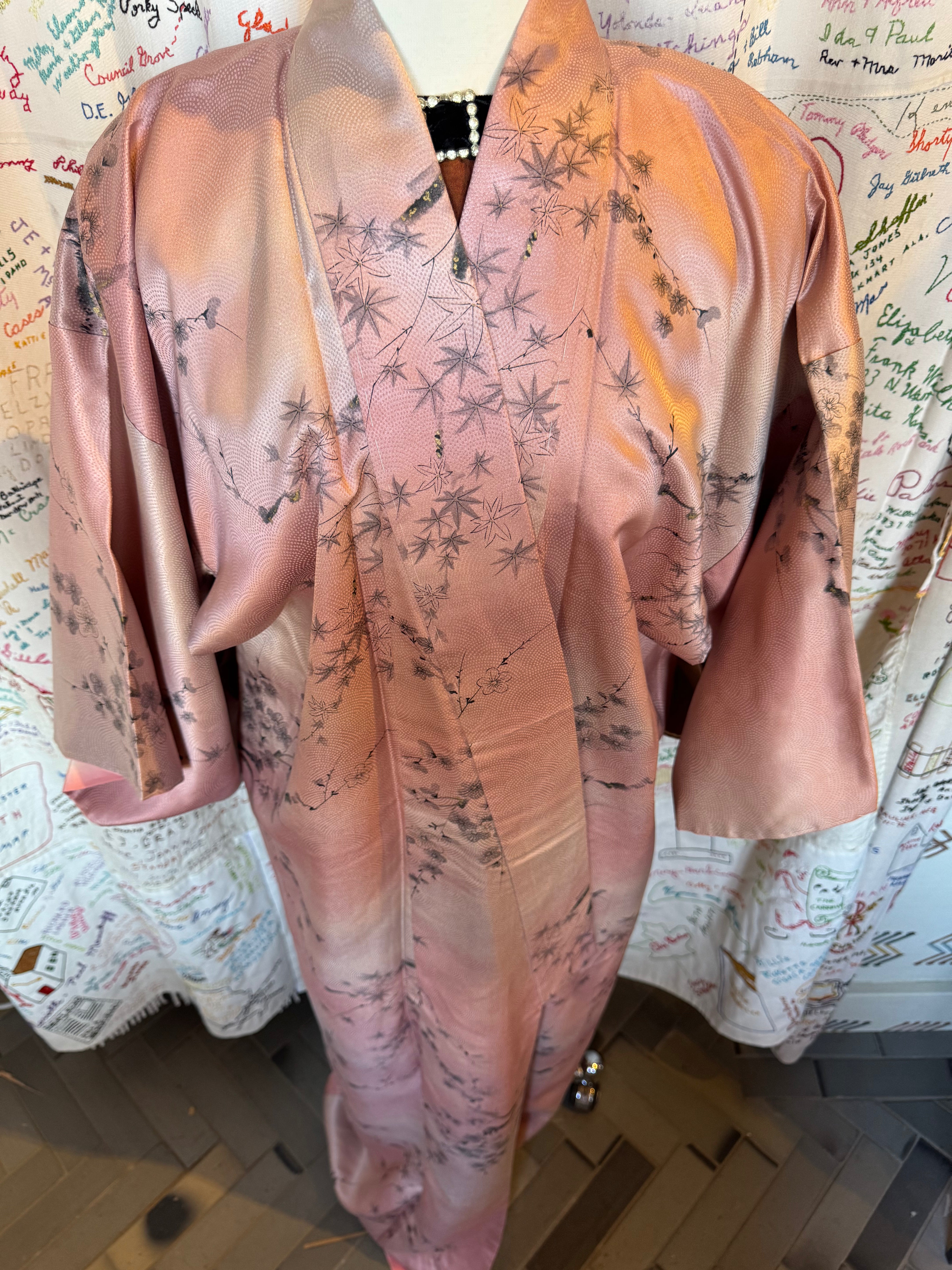 esc. Pink Ombre Kimono