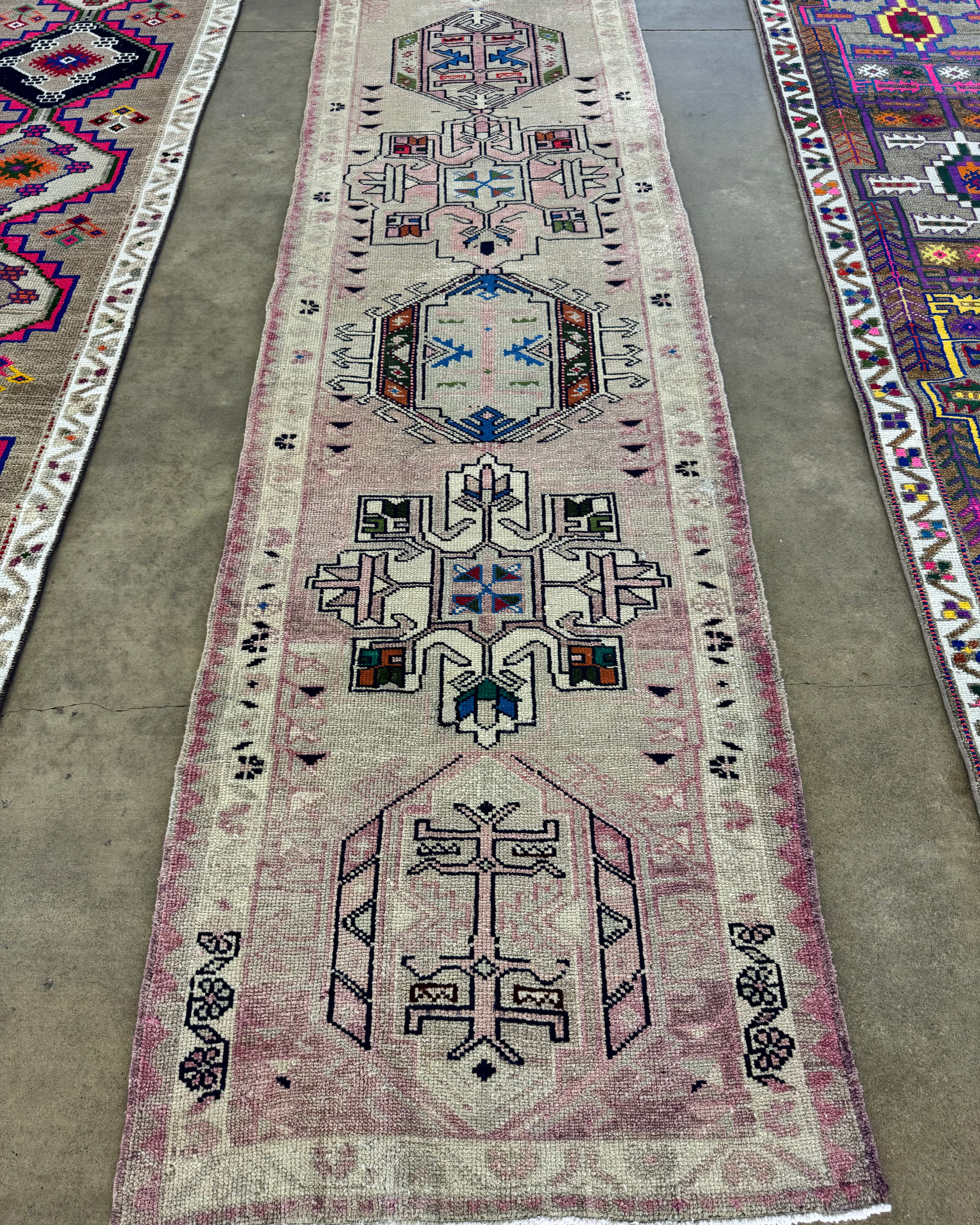 V. Turkish Herki Medallion Pink Runner 3 x 11.8