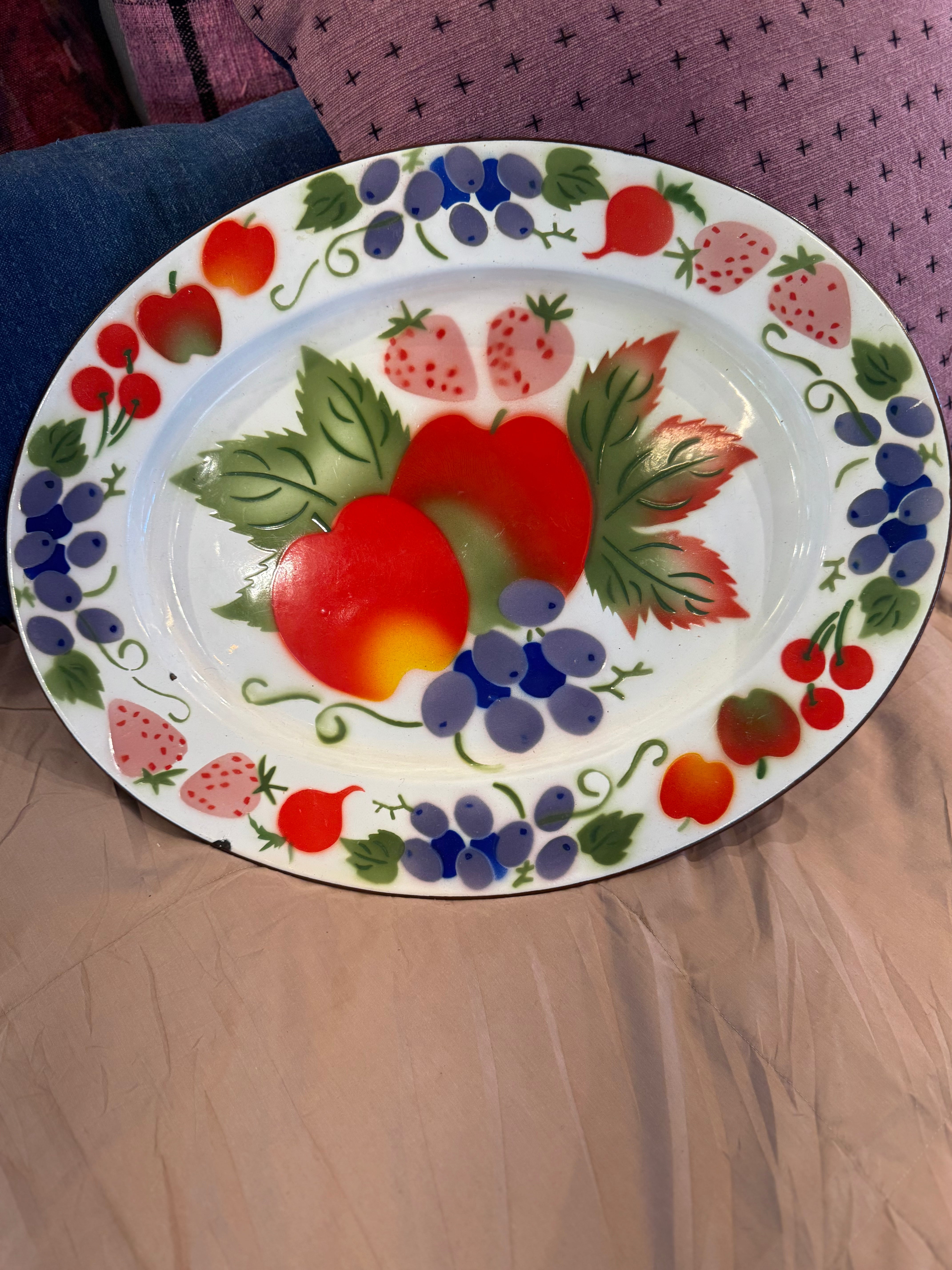 esc. Enamelware Colorful Fruit Tray