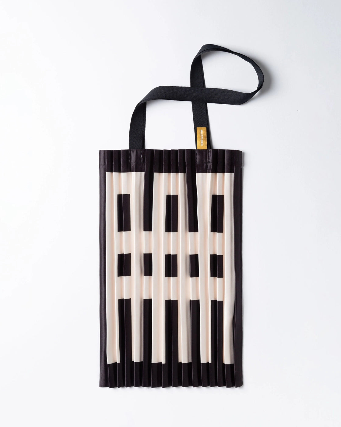 PLEATED TOTE BAG by Multitudes