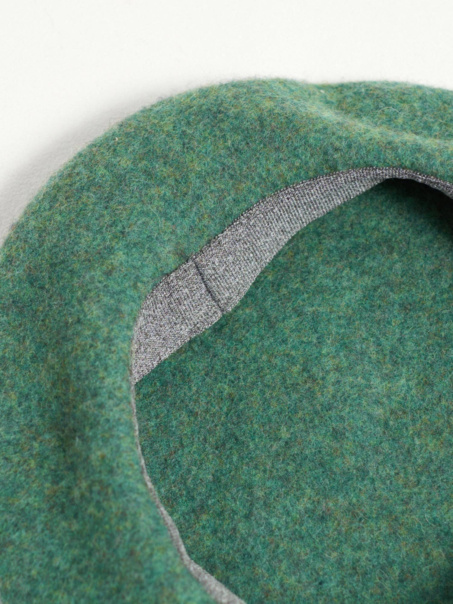 Wool Beret: Moss Green