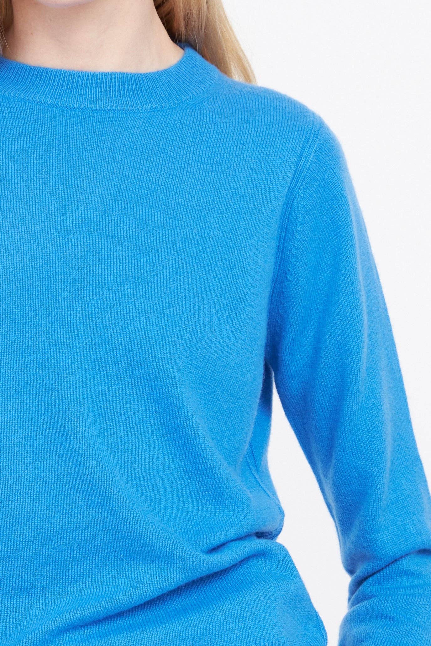 Crewneck Cashmere Sweater - Azure Blue