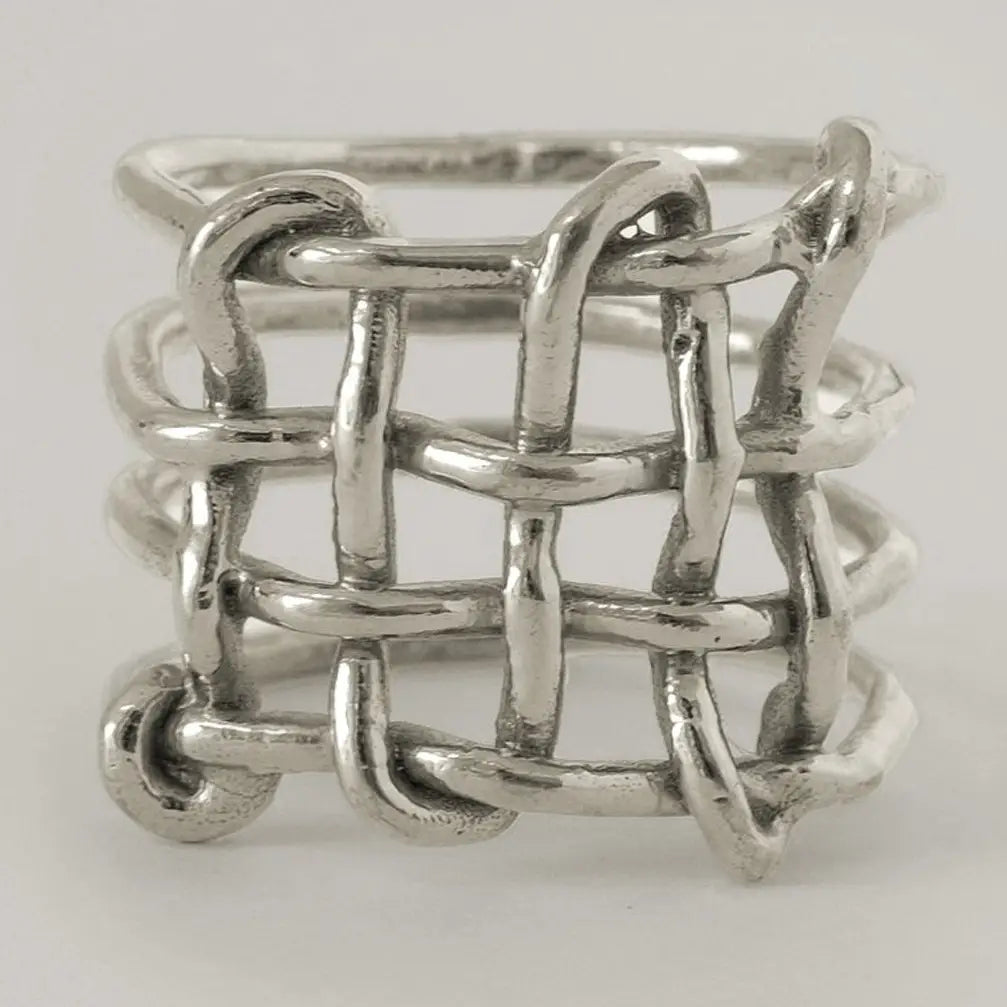 Louise Ring