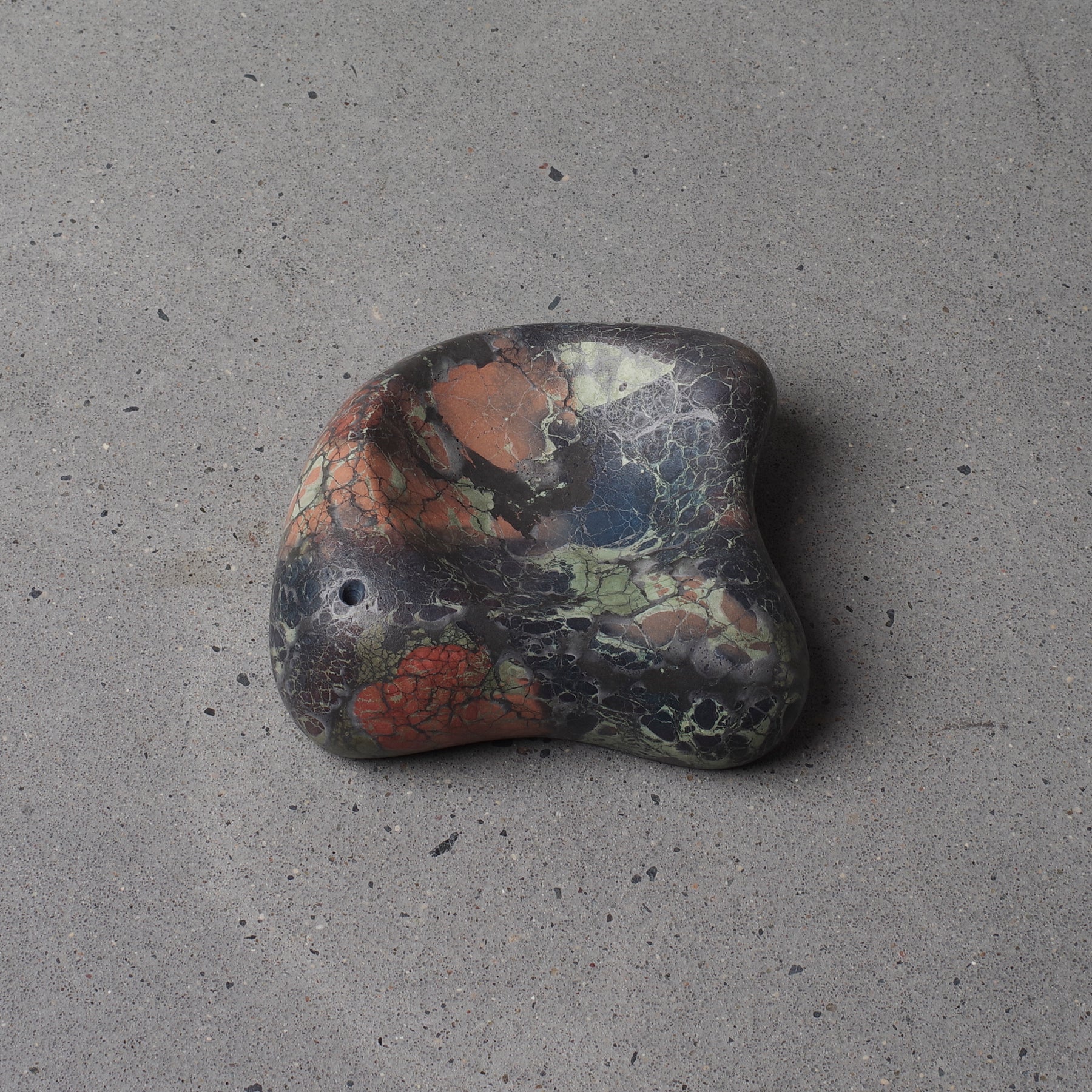 Concrete Cat Wavy Incense Hold
